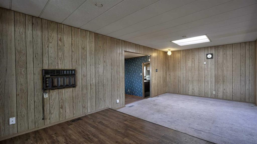 Picture for 90, 83 3223 Street NW