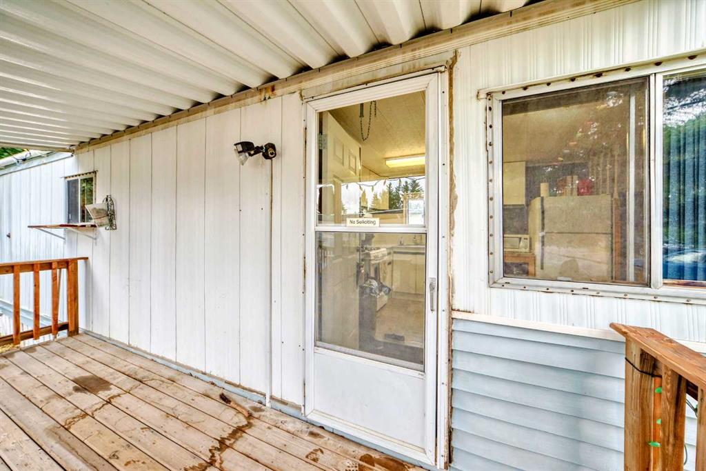 Picture for 270, 3223 83 Street NW