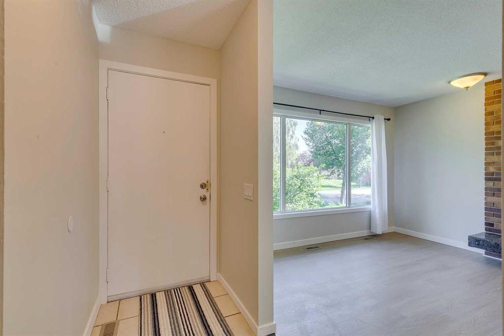 Picture for 2823 Dover Ridge Drive SE Picture for 2823 Dover Ridge Drive SE