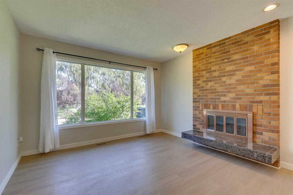 Picture for 2823 Dover Ridge Drive SE Picture for 2823 Dover Ridge Drive SE