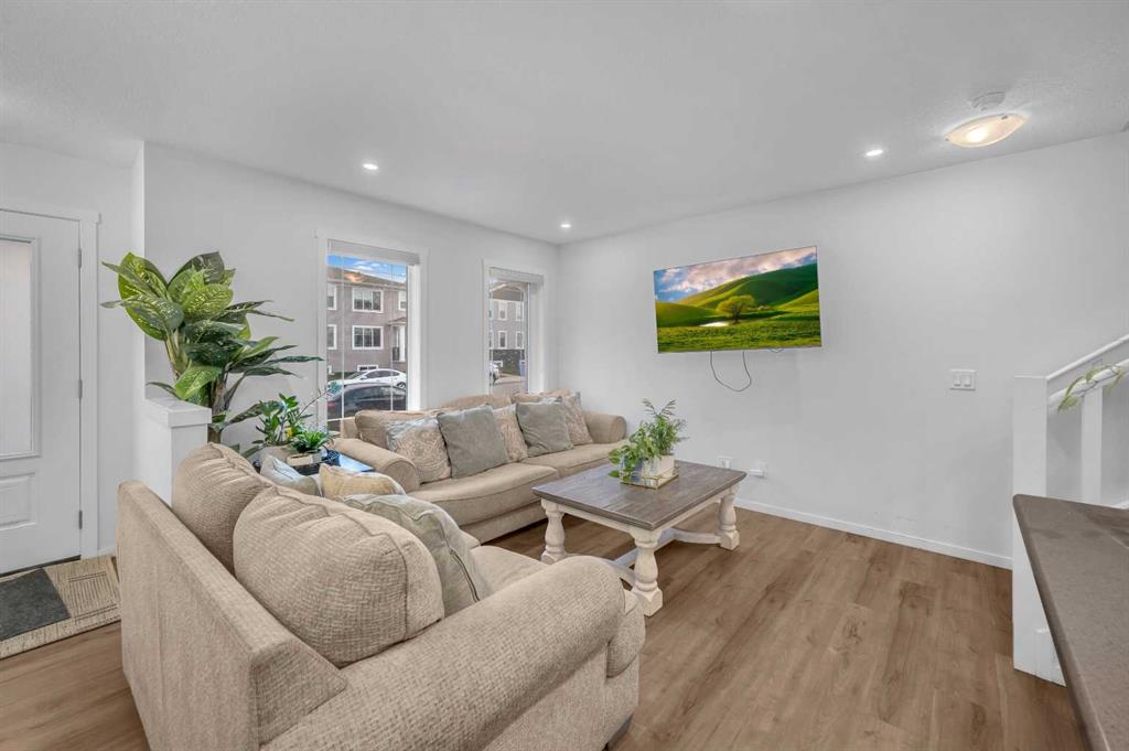 Picture for 8925 Cityscape Drive NE