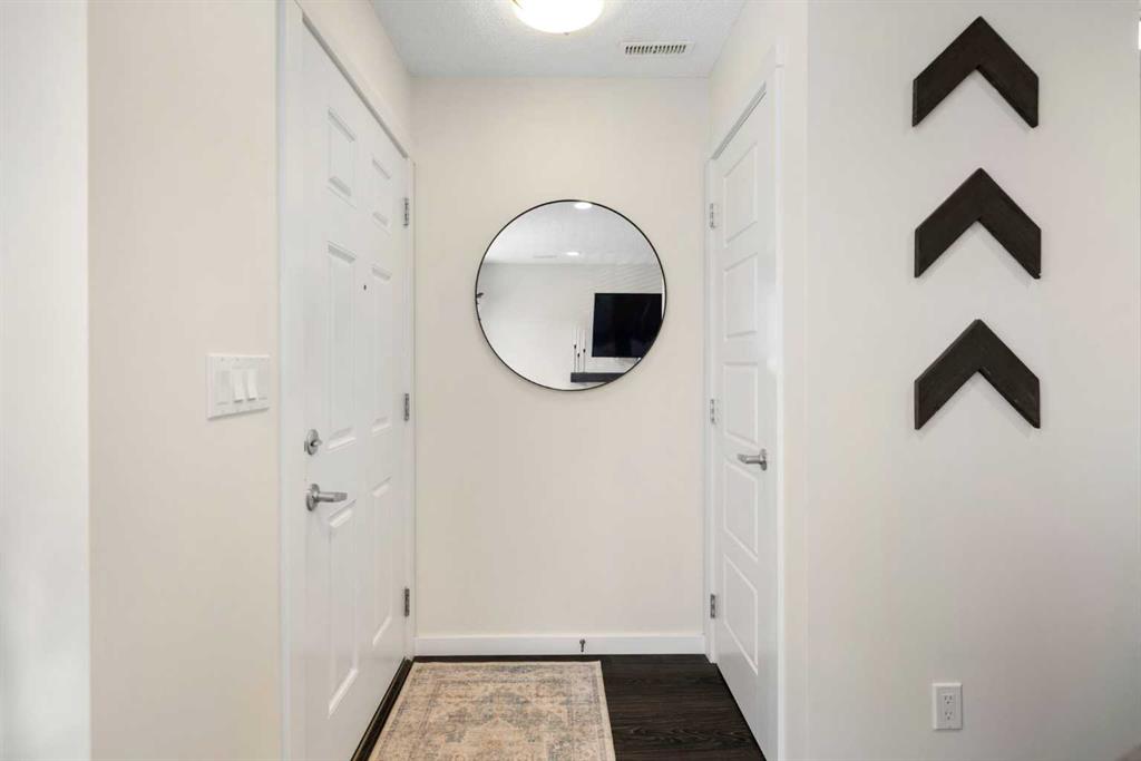 Picture for 515, 2400 Ravenswood View SE