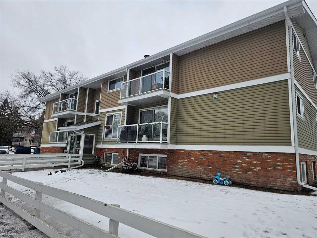 Picture for 105, 5812 61 Street 