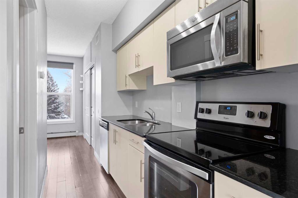 Picture for 402, 1740 9 Street NW