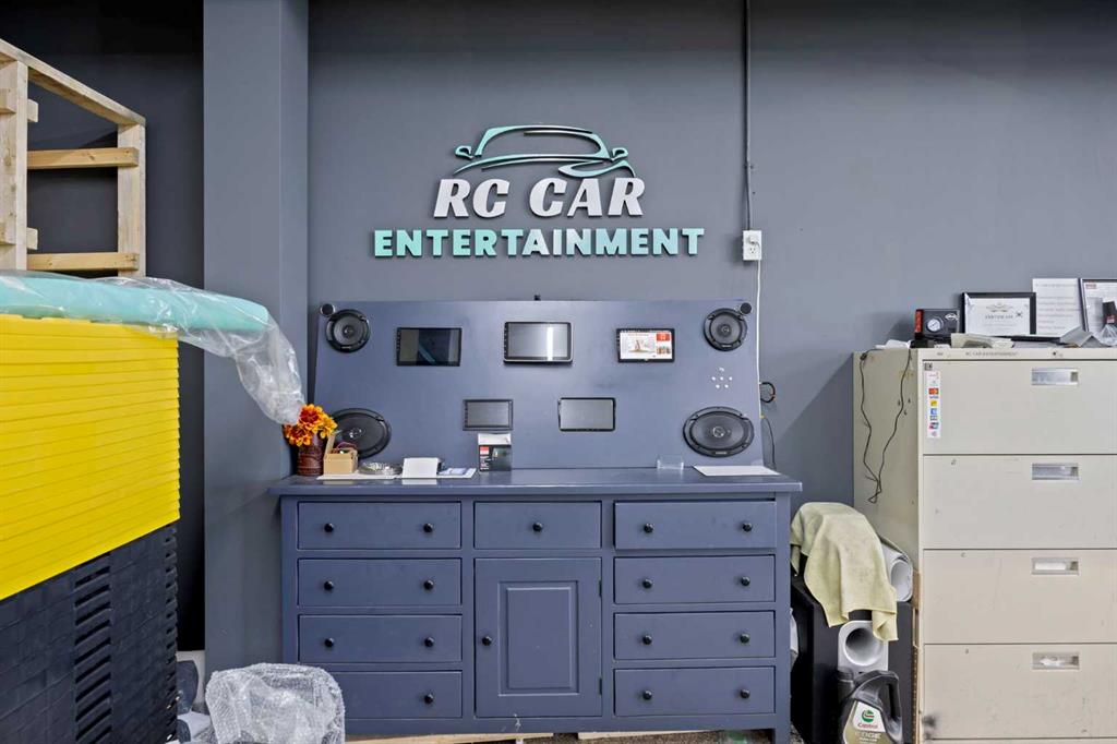 Picture for 4135, 10830 42 Street NE