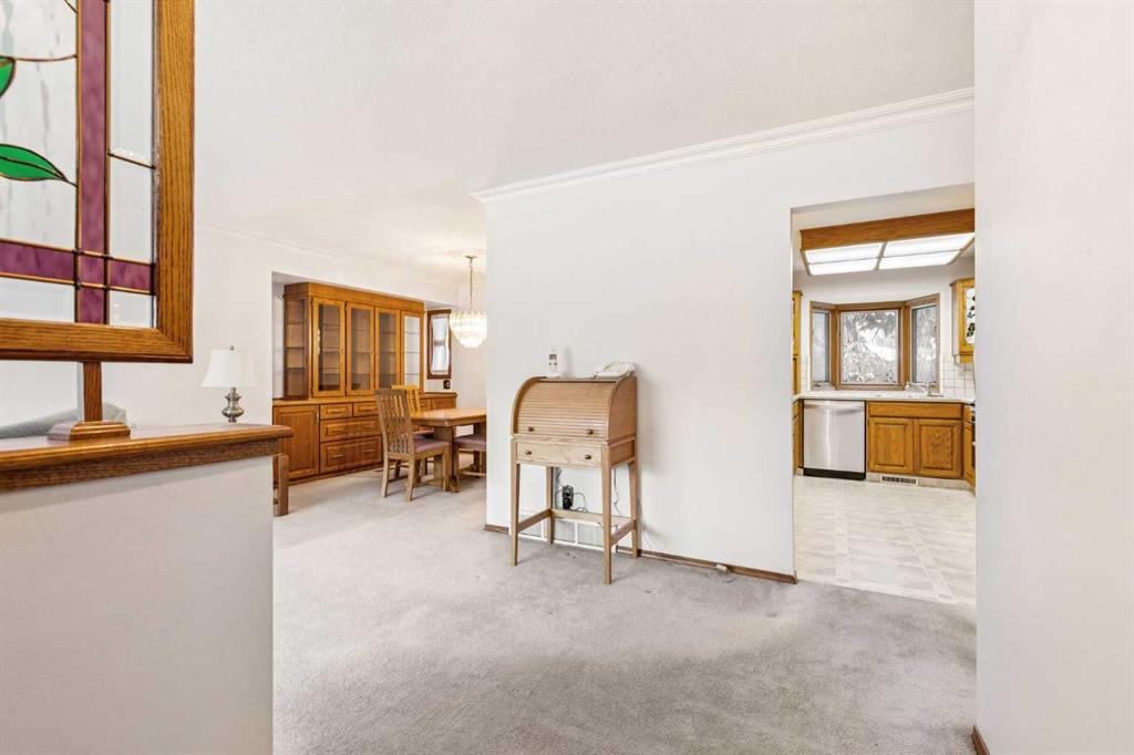 Picture for 34 Atlanta Crescent SE