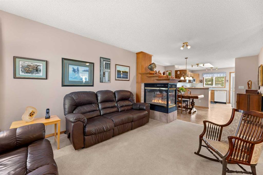 Picture for 164 Stonegate Close NW