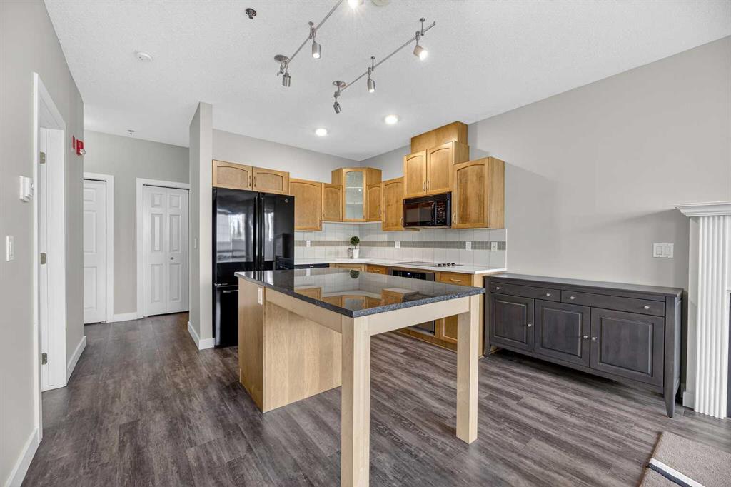 Picture for 107, 3412 Parkdale Boulevard NW