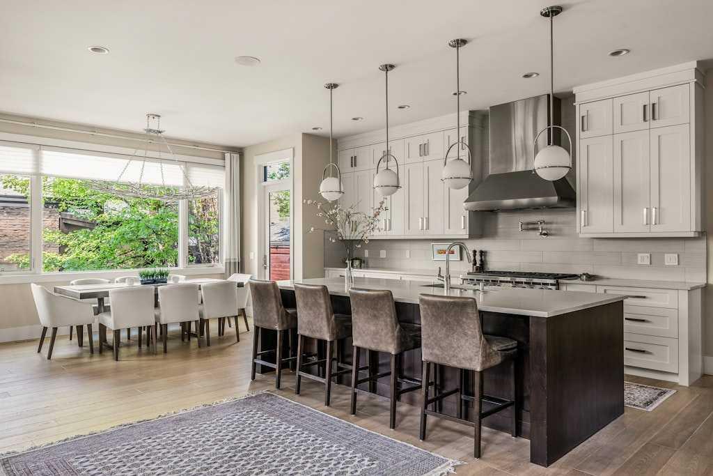 Picture for 4115 15 Street SW