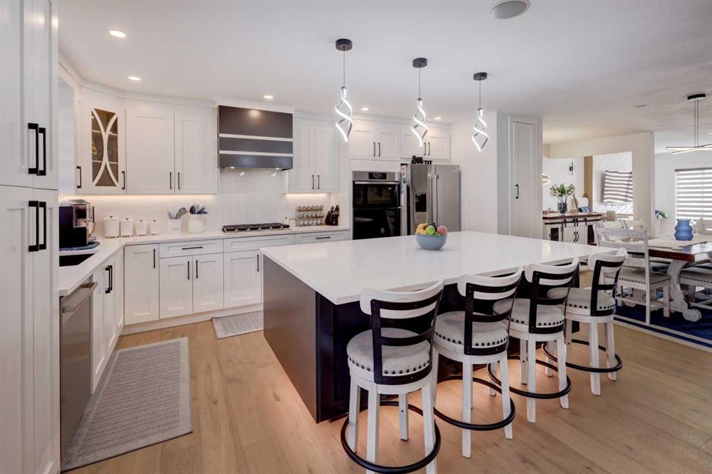 Picture for 4620 30 Avenue SW