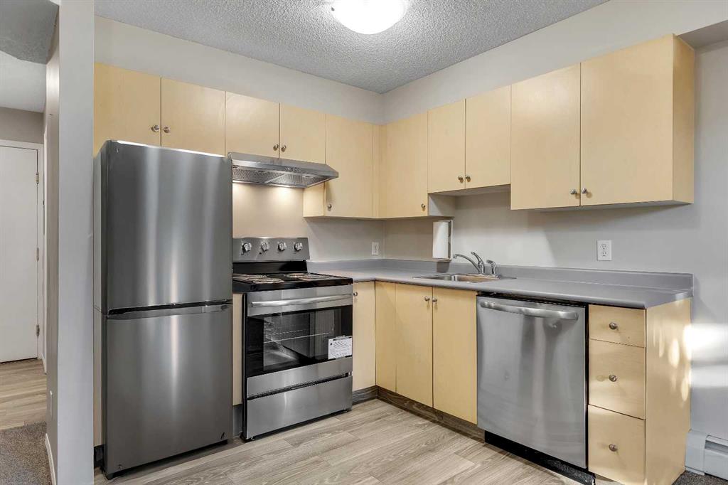 Picture for 1122, 2371 Eversyde Avenue SW