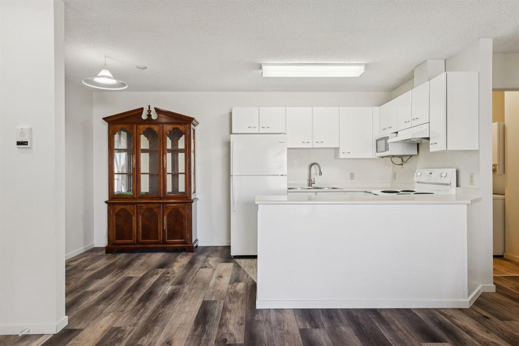 Picture for 34, 2034 Edenwold Heights NW