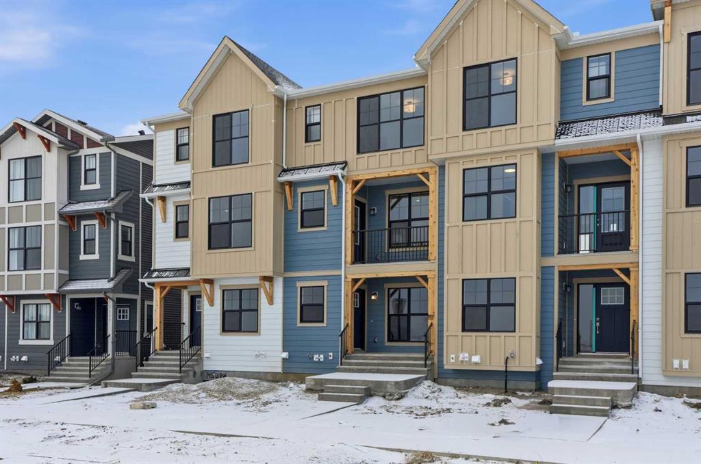 Picture for 141 Wild Rose Way SE