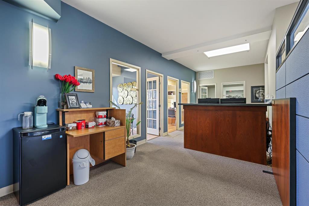 Picture for 76 Skyline Crescent NE