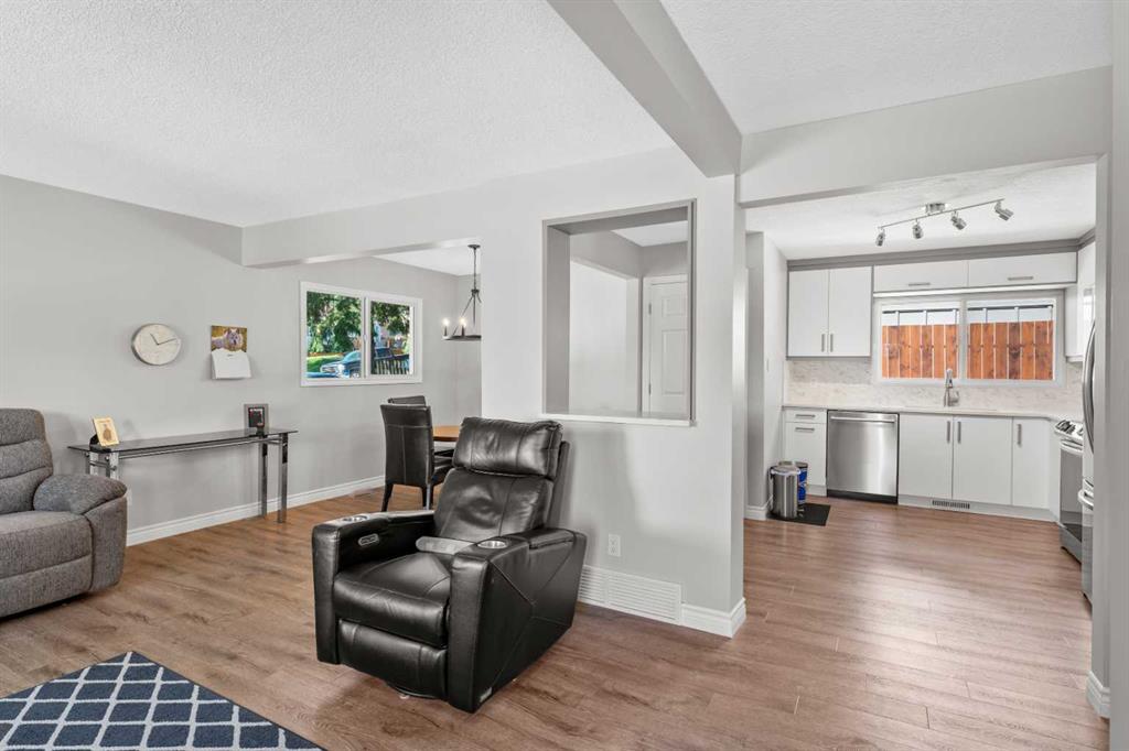 Picture for 321 Haddon Road SW  