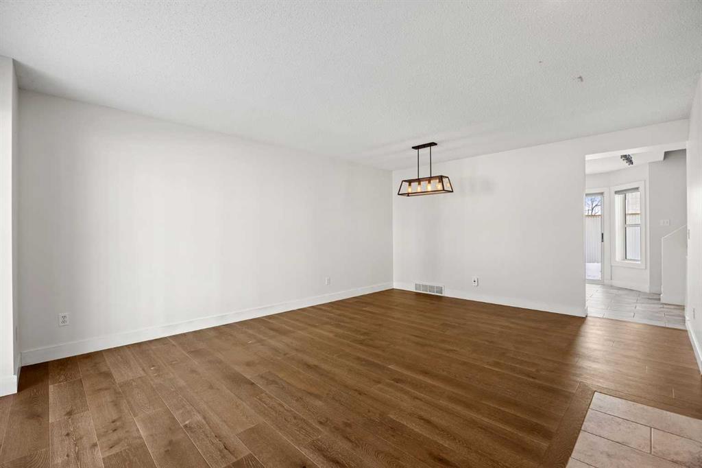 Picture for 1635 38 Avenue SW