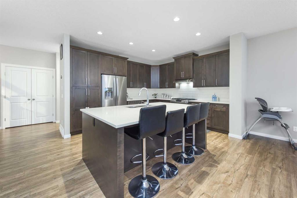 Picture for 265 Sandpiper Crescent 