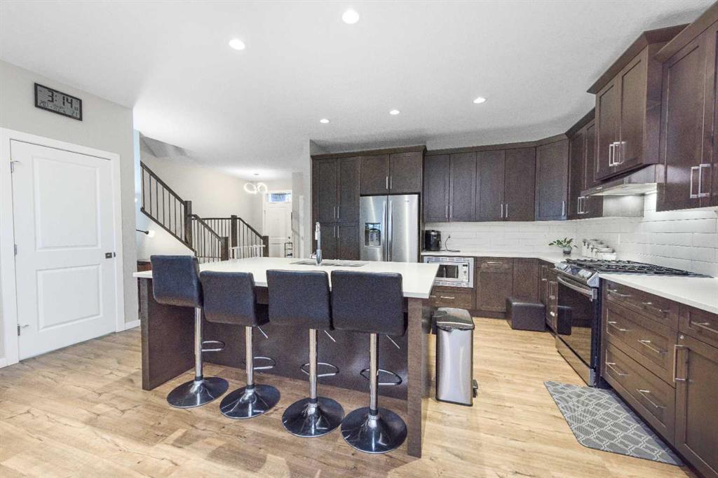 Picture for 265 Sandpiper Crescent 