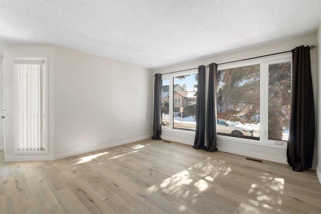 Picture for 35 Shawmeadows Close SW