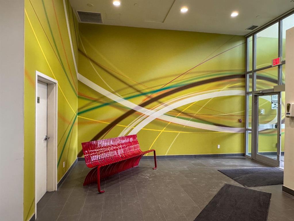 Picture for 605, 30 Brentwood Common NW