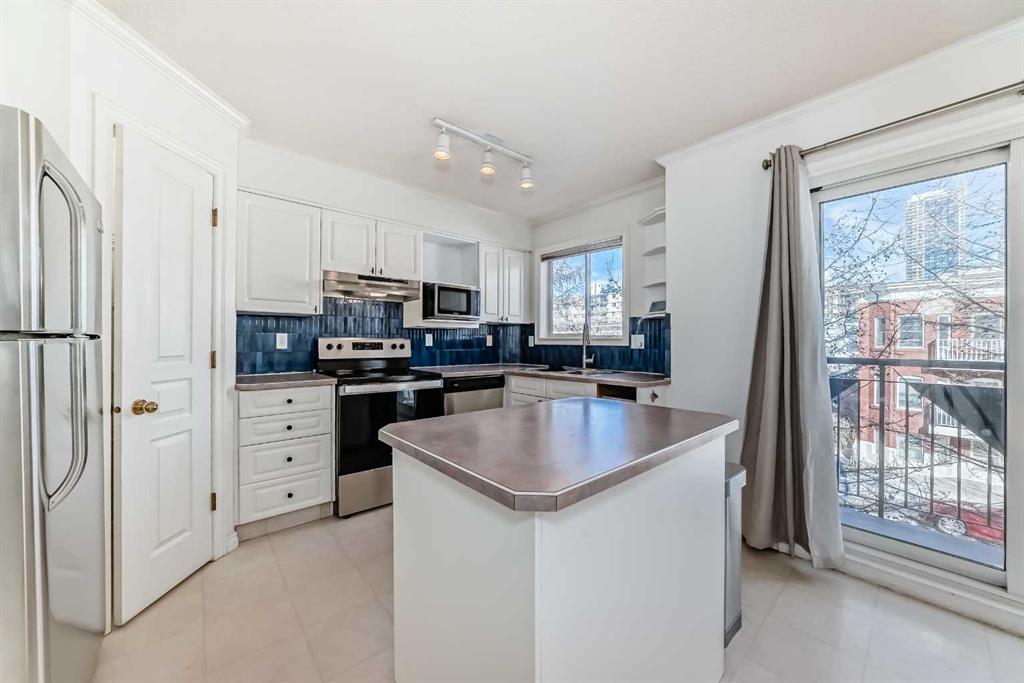 Picture for 1507 11 Street SW