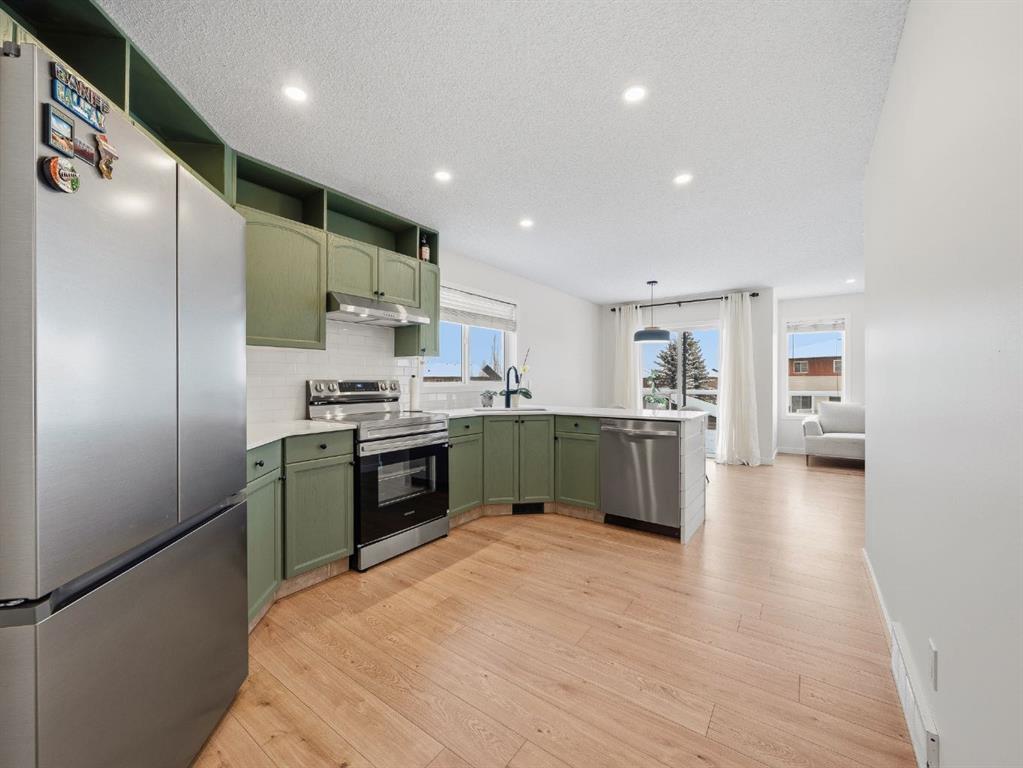 Picture for 76 Everridge Way SW