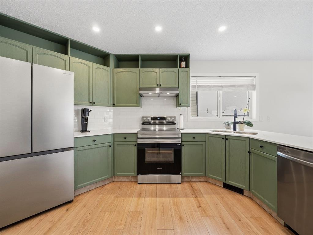 Picture for 76 Everridge Way SW