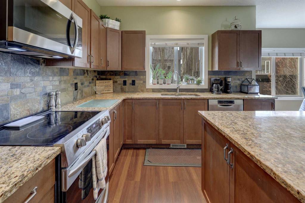 Picture for 729 Canoe Avenue SW