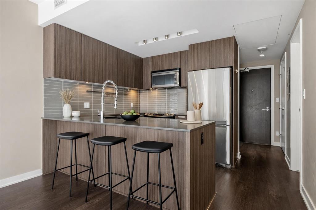 Picture for 507, 626 14 Avenue SW