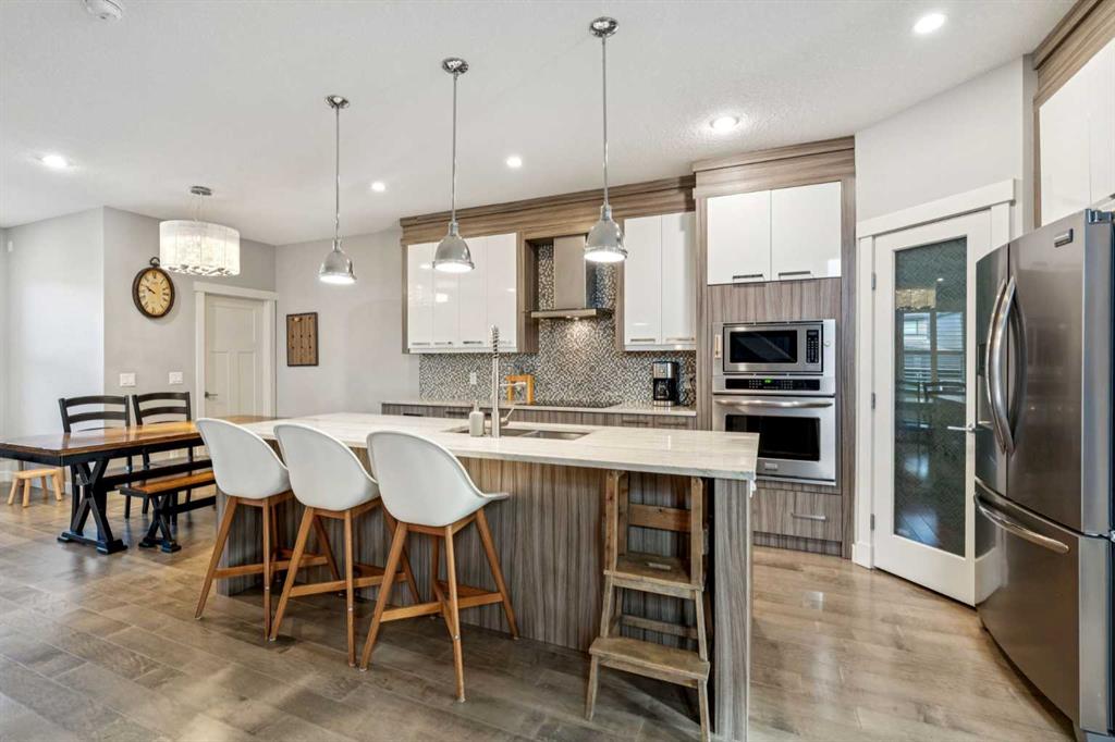 Picture for 127 34 Street NW