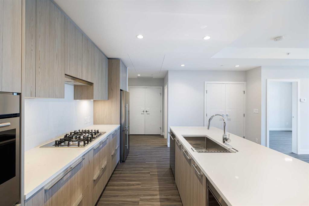 Picture for 530 3 Street SE