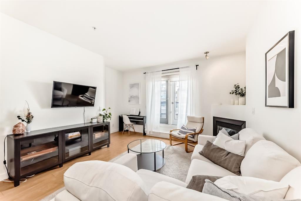 Picture for 404, 1000 Centre Avenue NE