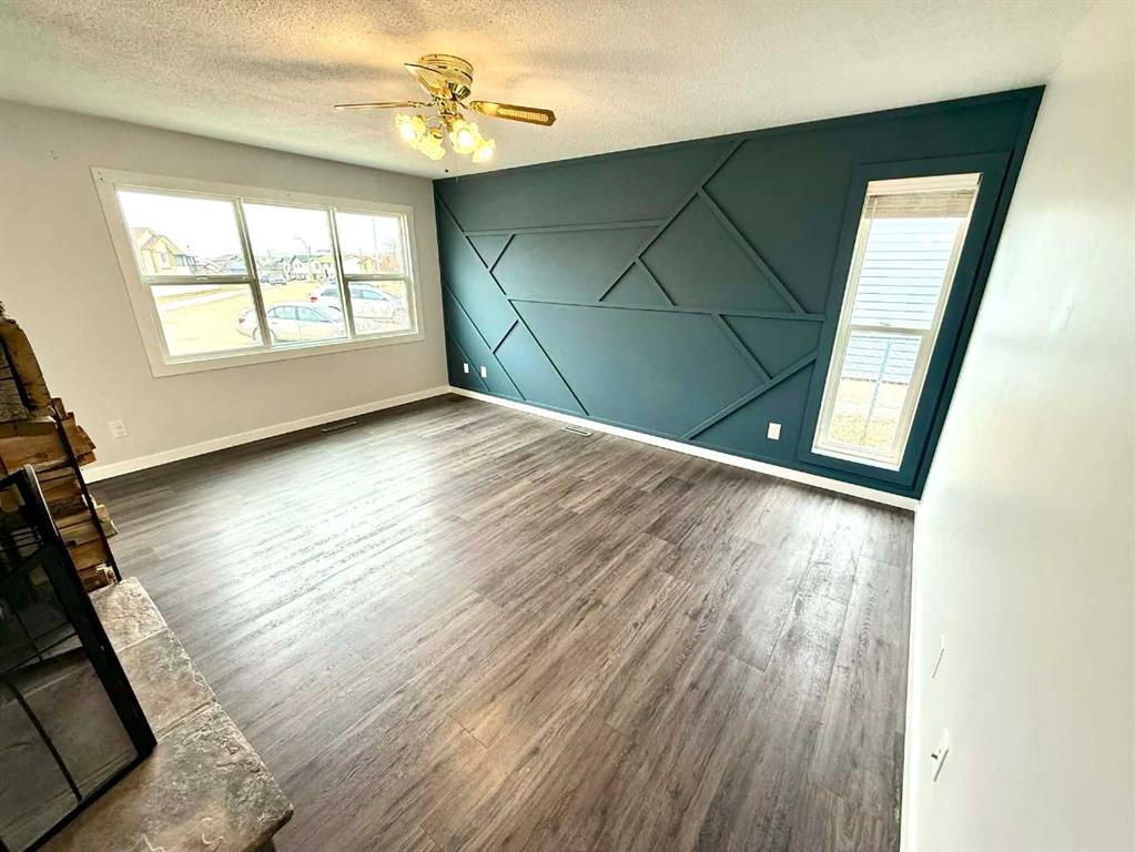 Picture for 716 Bankview Drive 