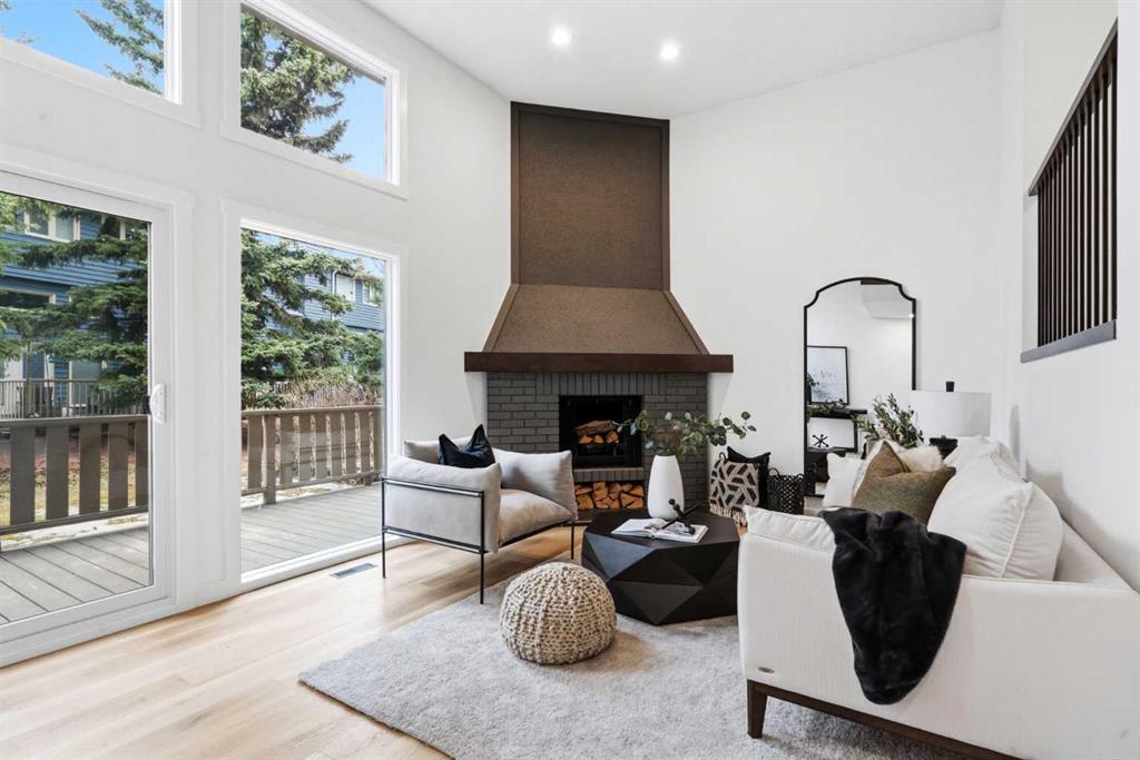 Picture for 20 Point Mckay Court NW