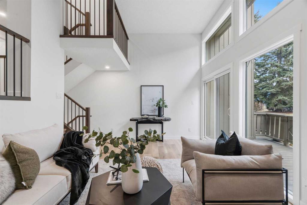 Picture for 20 Point Mckay Court NW