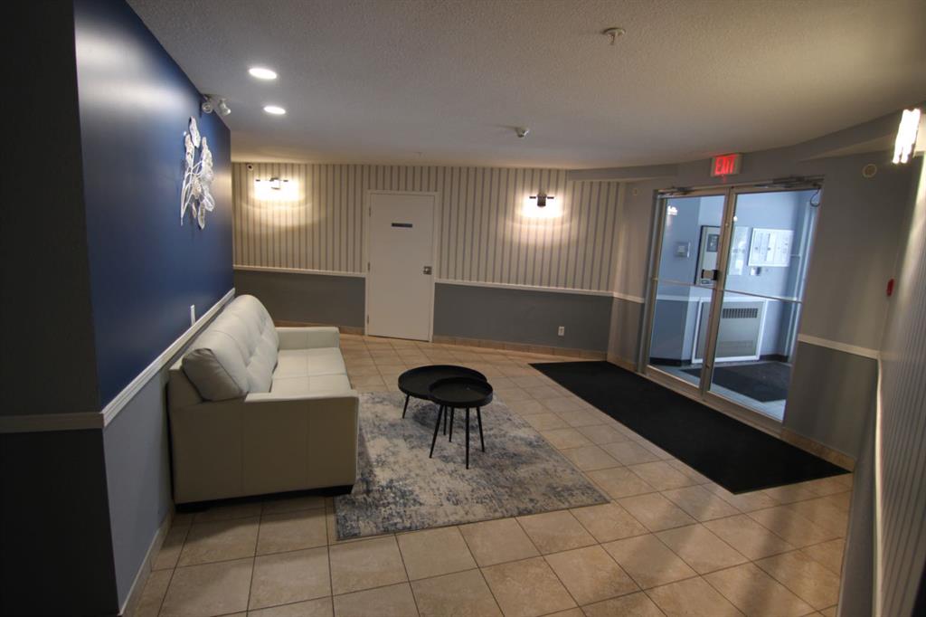 Picture for 319, 6000 Somervale Court SW