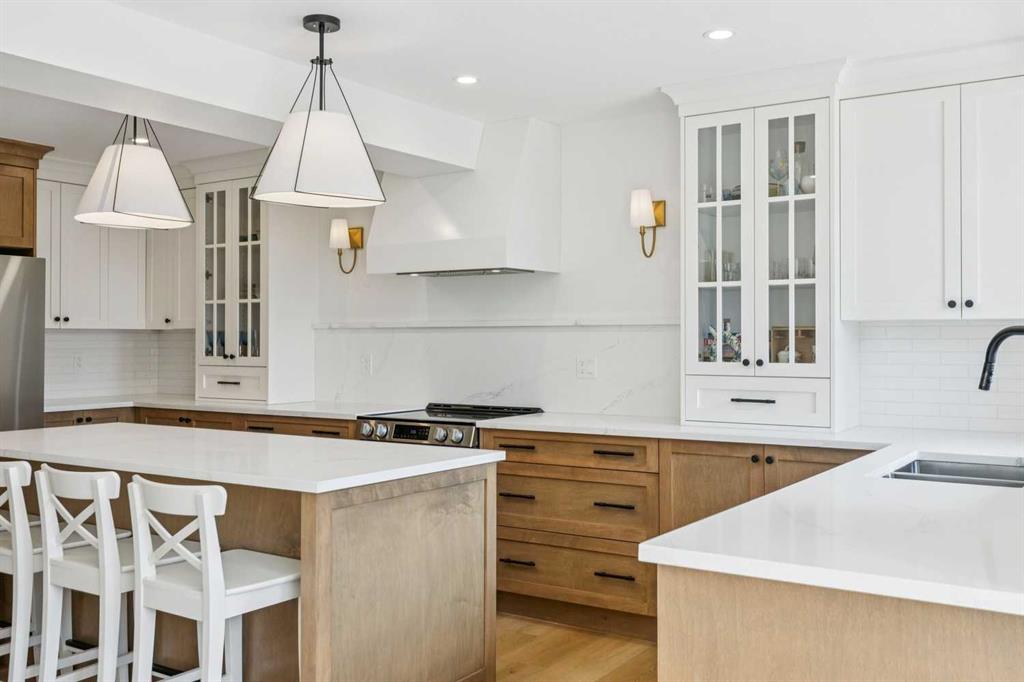 Picture for 5, 140 Point Drive NW