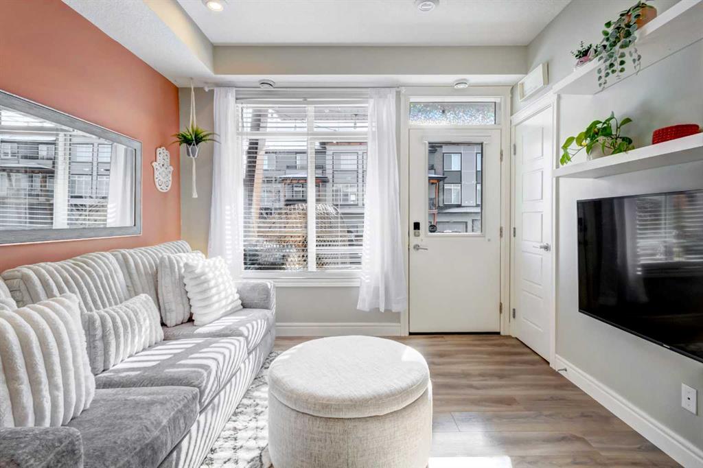 Picture for 15, 230 Seton Passage 