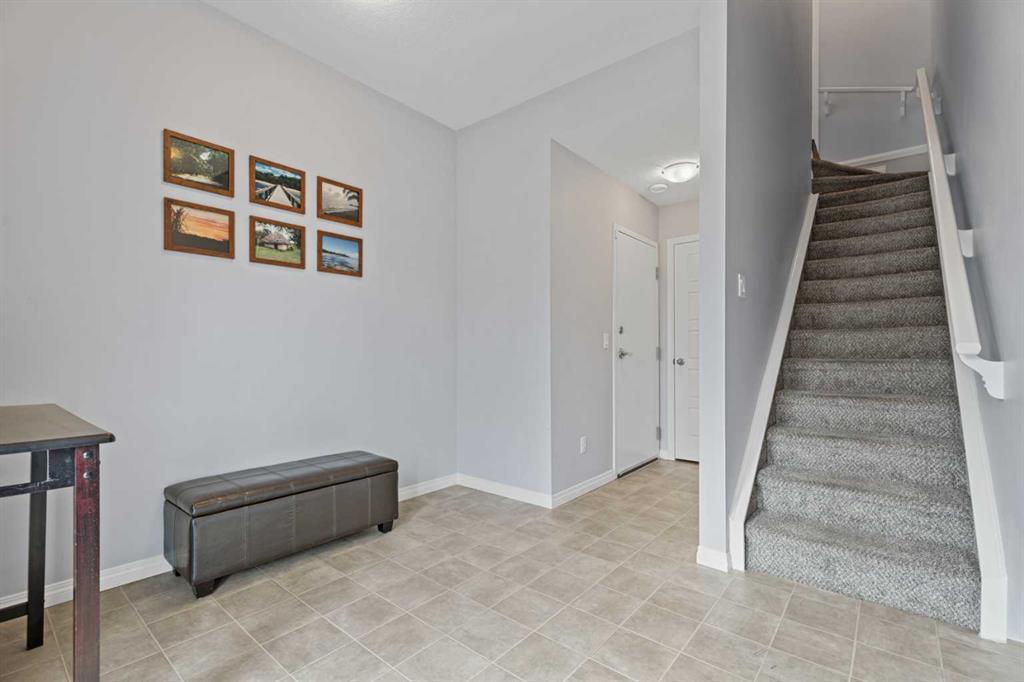 Picture for 52 Saddlestone Drive NE