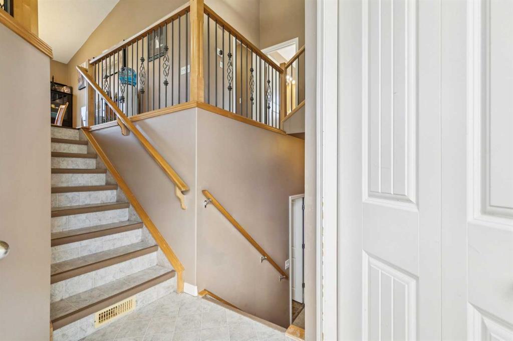 Picture for 232 Hillcrest Court 