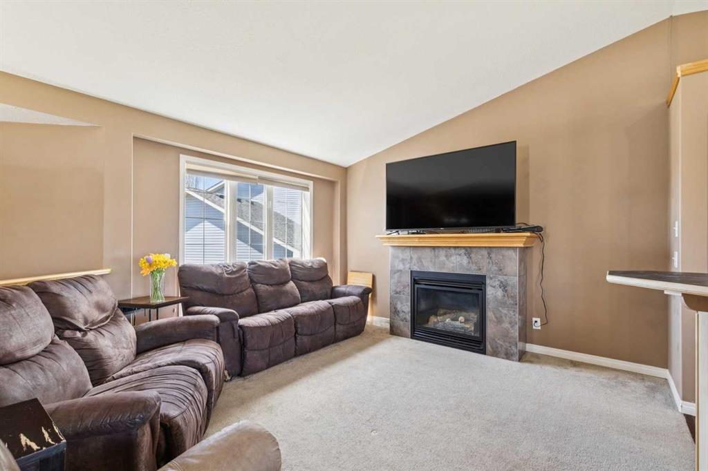 Picture for 232 Hillcrest Court 