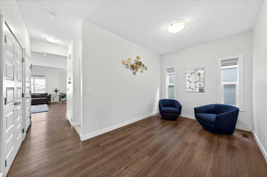Picture for 44 Saddlestone Way NE