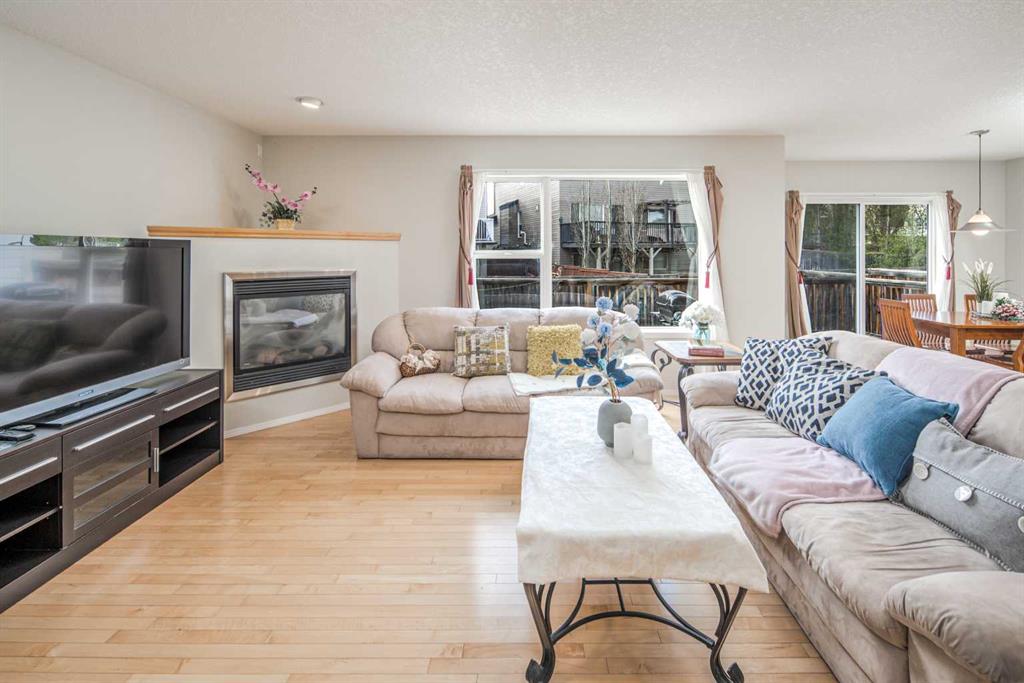 Picture for 96 Panamount Manor NW