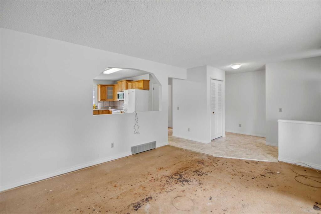 Picture for 4112 - 13 Avenue NE