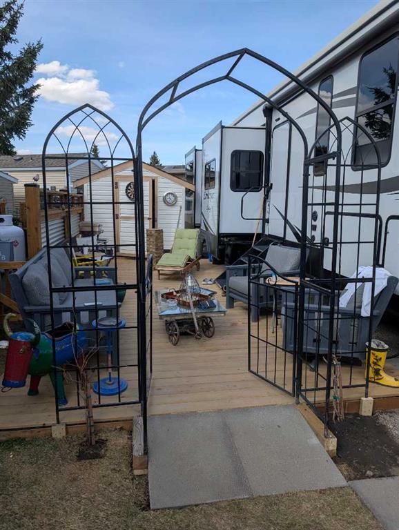 Picture for 69, 370165 79 Street E