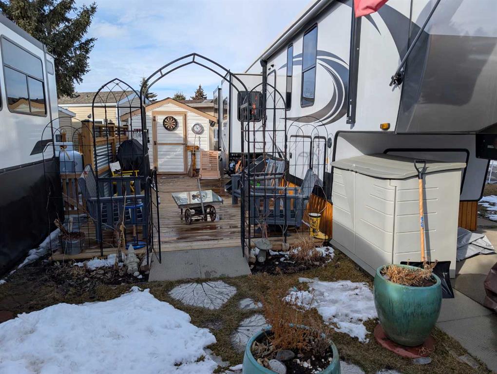 Picture for 69, 370165 79 Street E