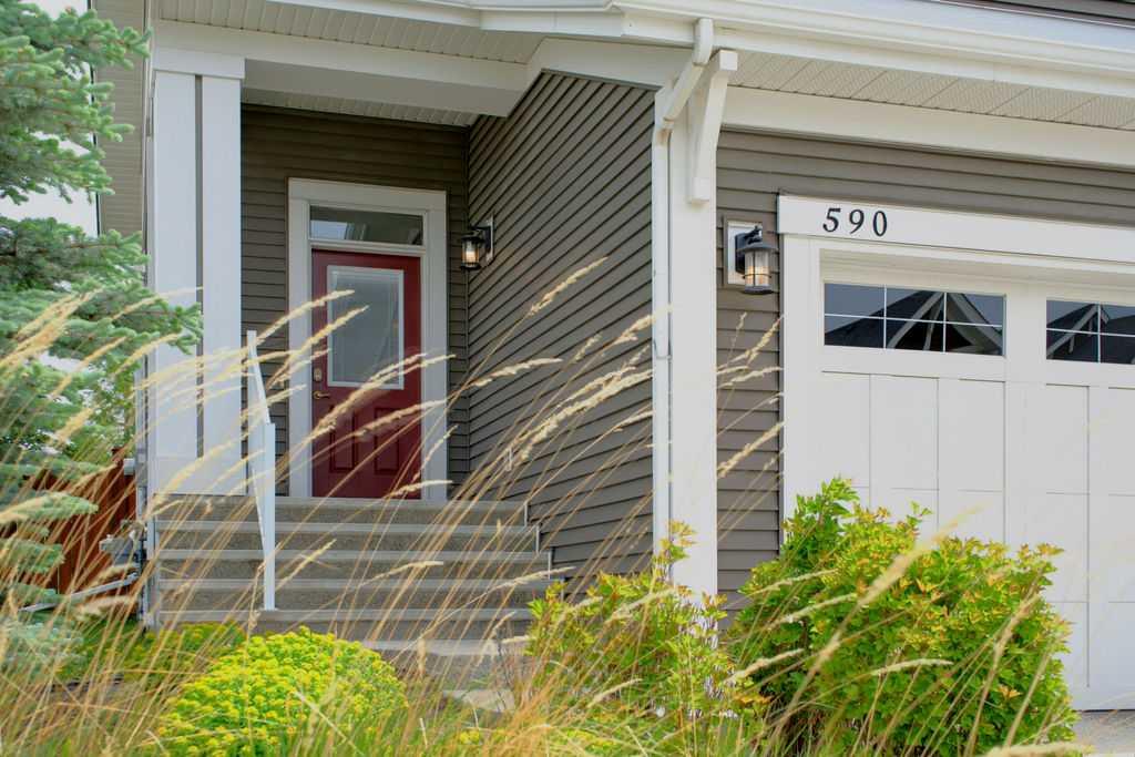 Picture for 590 River Heights Crescent 
