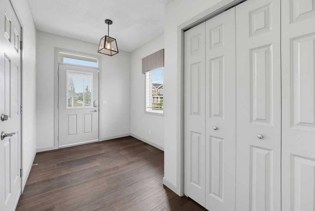 Picture for 590 River Heights Crescent 