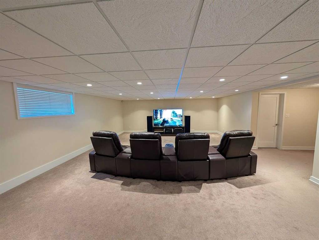 Picture for 633 23 Avenue NE https://www.cirrealty.ca/reb/creb/23/A2253223_19.jpg
