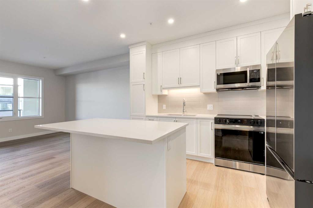 Picture for 1203, 81 Arbour Lake View NW